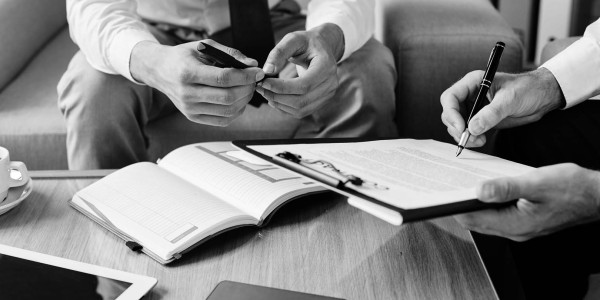 Derecho Mercantil / Abogados Mercantilistas en Torrejón de Ardoz · Cumplimiento Normativas de Protección de Datos / RGPD / LOPD